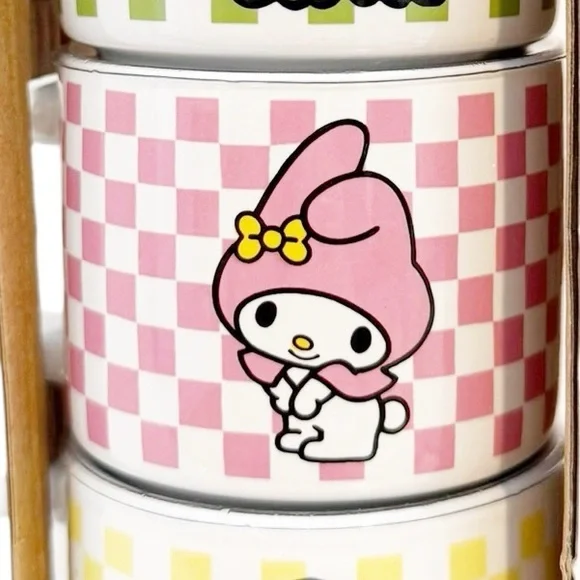NWT Hello Kitty and Friends Stackable Mugs 3 oz each/set of 4 - Picture 4 of 12